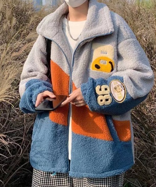 MGV（エムジーヴィー）の「マルチカラーストリートボアジャケット