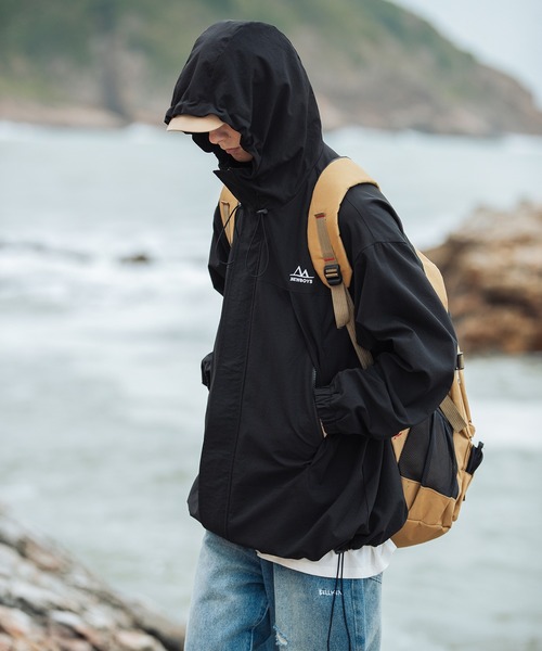 HOOK(フック)の「【HOOK】ワッペン刺繍入り配色ポリライトマウンテンパーカー(マウンテンパーカー・メンズ・カーキ/グレー/ブラック・L/M/XL)」の18枚目の写真