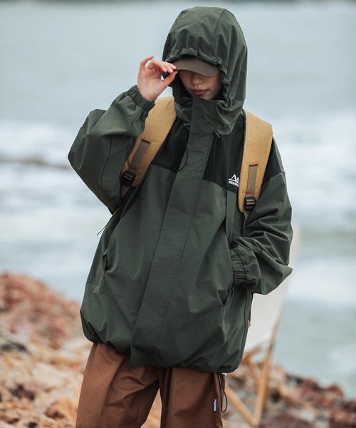 HOOK(フック)の「【HOOK】ワッペン刺繍入り配色ポリライトマウンテンパーカー(マウンテンパーカー・メンズ・カーキ/グレー/ブラック・L/M/XL)」の15枚目の写真