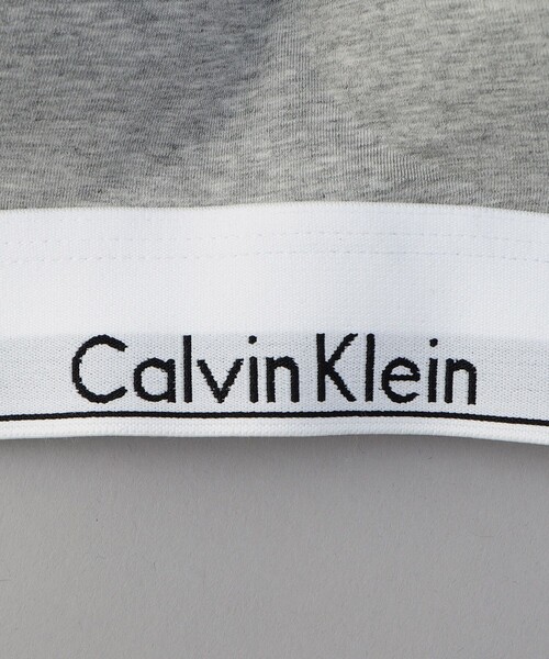 Calvin Klein Underwear（カルバンクラインアンダーウェア）の「Calvin Klein Underwear/カルバンクラインアンダーウェア MODERN COTTON SCOOP BRALETTE / ブラレット（スポーツブラ・レディース・グレー/ブラック・SMALL）」の5枚目の写真
