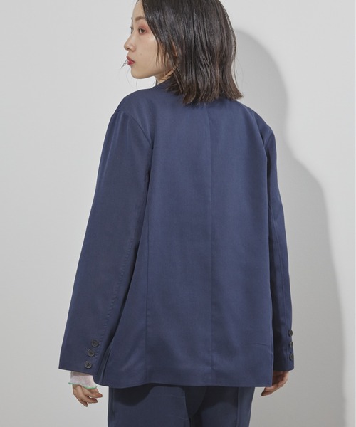 ECRIRE（エクリール）の「【セットアップ対応可能】ダブルテーラードジャケット（テーラードジャケット・レディース・ベージュ/ネイビー/グレー・M/L）」の7枚目の写真