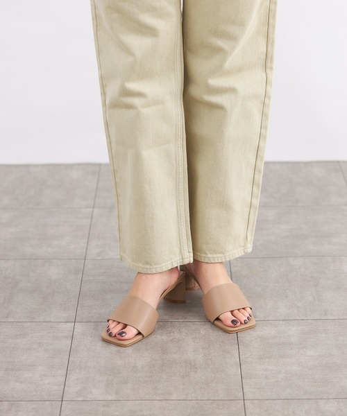 Fabby fabby(ファビィーファビィー)の「プレーンセットバックヒールサンダル(サンダル・レディース・ライトグリーン/オフホワイト/サックスブルー/ブラック/ベージュ/パイソン・SS/SMALL/MEDIUM/LARGE)」の3枚目の写真