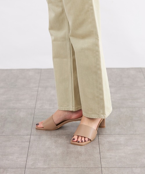 Fabby fabby(ファビィーファビィー)の「プレーンセットバックヒールサンダル(サンダル・レディース・ライトグリーン/オフホワイト/サックスブルー/ブラック/ベージュ/パイソン・SS/SMALL/MEDIUM/LARGE)」の10枚目の写真