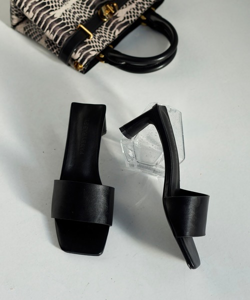 Fabby fabby(ファビィーファビィー)の「プレーンセットバックヒールサンダル(サンダル・レディース・ライトグリーン/オフホワイト/サックスブルー/ブラック/ベージュ/パイソン・SS/SMALL/MEDIUM/LARGE)」の14枚目の写真