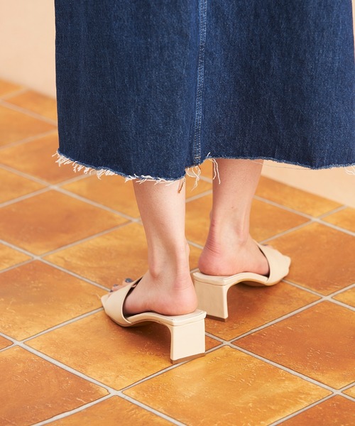 Fabby fabby(ファビィーファビィー)の「プレーンセットバックヒールサンダル(サンダル・レディース・ライトグリーン/オフホワイト/サックスブルー/ブラック/ベージュ/パイソン・SS/SMALL/MEDIUM/LARGE)」の21枚目の写真