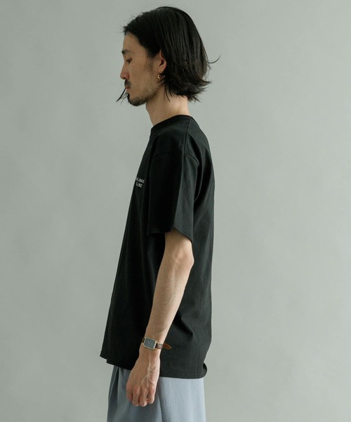 Russell Athletic（ラッセルアスレティック）の「RUSSELL ATHLETIC T-SHIRTS（Tシャツ/カットソー・メンズ・ブラック/ホワイト/ブラック系その他/ホワイト系その他・MEDIUM/LARGE）」の19枚目の写真