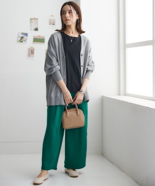 nissen（ニッセン）の「洗えるＵＶカット綿１００％Vネックカーディガン（長袖）（オーバーサイズ）（カーディガン/ボレロ・レディース・ピンク系/杢グレー/ブラック/オフホワイト/ブルー/グレイッシュベージュ・S～Ｍ/L～LL）」の16枚目の写真