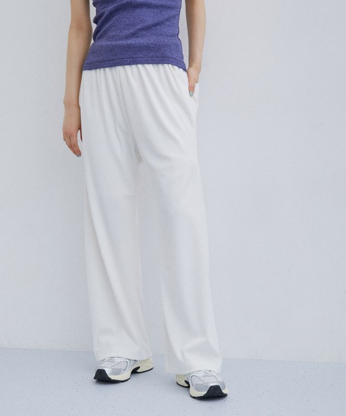 ADAM ET ROPE'(アダムエロペ)の「リラックスリブパンツ(その他パンツ・レディース・ブラック/ホワイト・36/38)」の1枚目の写真