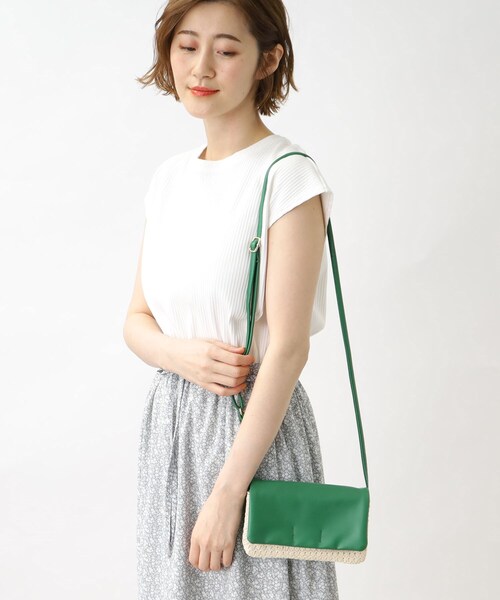 grove（グローブ）の「◆ウォレットミニショルダー（ショルダーバッグ・レディース・シルバー/グリーン系その他5/ライトグレー系3/アイボリー系3/ライトイエロー系4/ブラック・00）」の4枚目の写真