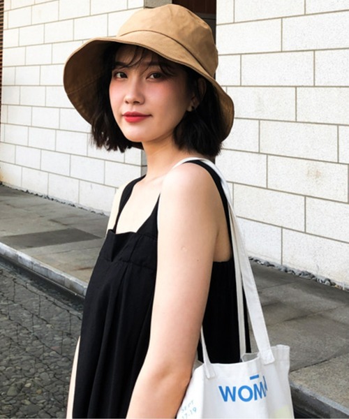 EPICKS(エピックス)の「ツイルつば広バケットハット(ハット・レディース・ブラック/ホワイト/アイボリー/ベージュ・FREE)」の6枚目の写真