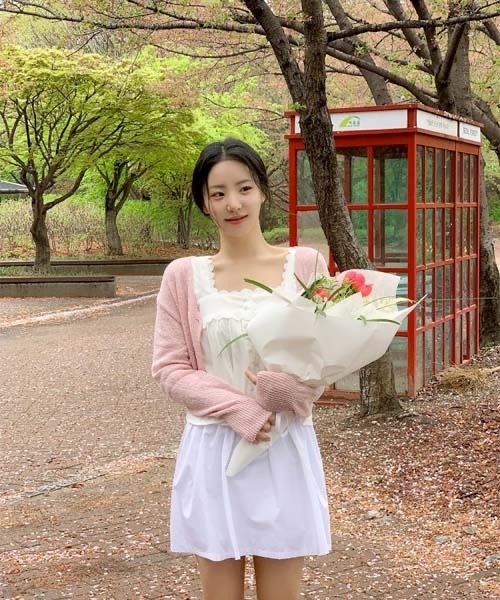 SONA(ソナ)の「SONA レーススクエアネックキャミソール(キャミソール・レディース・ホワイト・FREE)」の18枚目の写真