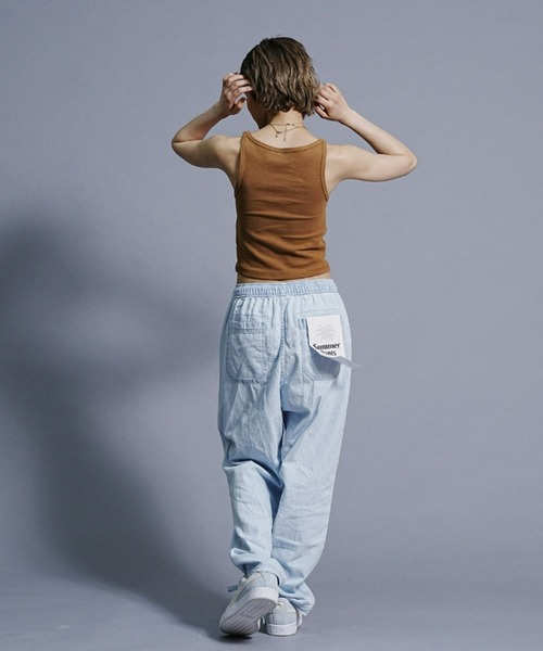 RVCA（ルーカ）の「RVCA/ルーカ/SLIDE TANK/ワンポイント/タンクトップ BD043-301（タンクトップ・レディース・ブラック/ブラウン/ホワイト・M/S）」の12枚目の写真