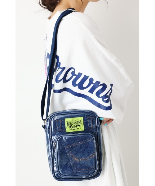 RODEO CROWNS WIDE BOWL(ロデオクラウンズワイドボウル)の「ビニールDENIM ポシェット(ショルダーバッグ・レディース・ブルー/ライトブルー・FREE)」の2枚目の写真