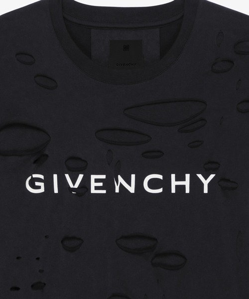 GIVENCHY（ジバンシイ）の「2 LAYERS OVERSIZED HOLE T-SHIRT（Tシャツ/カットソー・メンズ・ブラック・XX-SMALL/X-SMALL/SMALL/MEDIUM/LARGE/X-LARGE）」の2枚目の写真