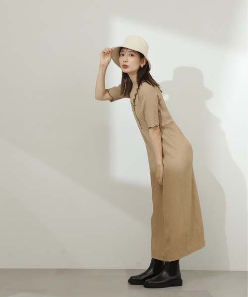 N.(N. Natural Beauty Basic)(エヌエヌナチュラルビューティーベーシック)の「◆バイカラーメローナローカットソーワンピース(ワンピース・レディース・ベージュ/ブラック/ブルー・MEDIUM)」の17枚目の写真