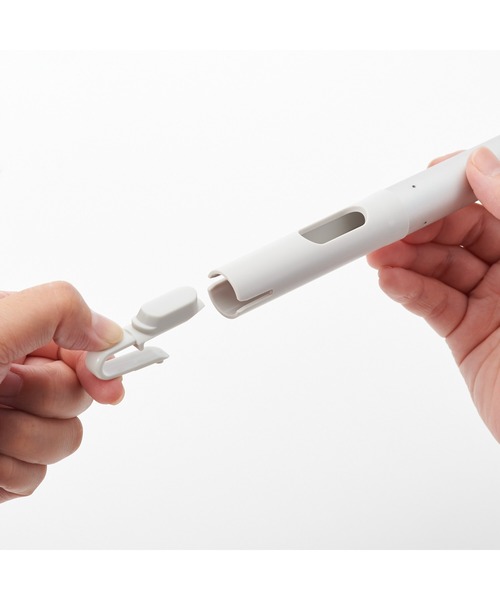 無印良品（ムジルシリョウヒン）の「ヘッドが付け替えられる　伸縮ポール　約直径２．５×長さ６８－１１０ｃｍ（掃除グッズ・メンズ・シルバー・FREE）」の5枚目の写真