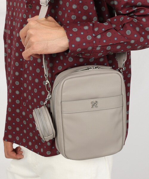 TAKEO KIKUCHI（タケオキクチ）の「◆ソフトレザー ボックスショルダー（ショルダーバッグ・メンズ・ベージュ/ブラック・00）」の22枚目の写真