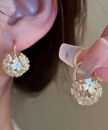 フラワーボールピアス