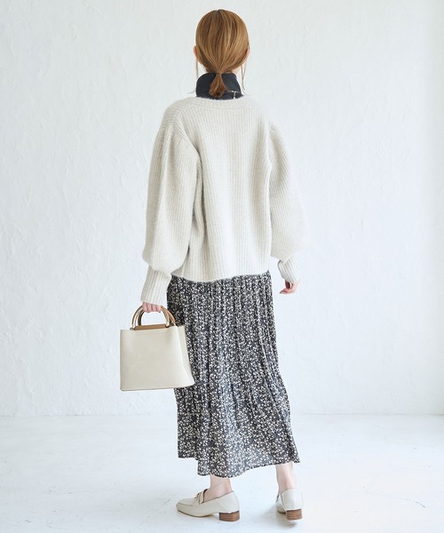 ROPE' PICNIC(ロペピクニック)の「アンチピリング/天竺タートルネックニット(ニット/セーター・レディース・ブルー系その他4/ベージュ/ブラック系その他/レッド/チャコールグレー/ブラック/ブルー系その他6/グレー系その他/ホワイト系その他5/ホワイト系その他7・38)」の12枚目の写真