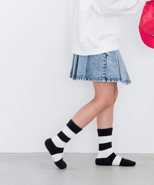 LOWRYS FARM（ローリーズファーム）の「Ｃデニムプリーツスカート  976362（スカート・キッズ・ブラック/ブルー・110cm/120cm/130cm/140cm/150cm）」の12枚目の写真