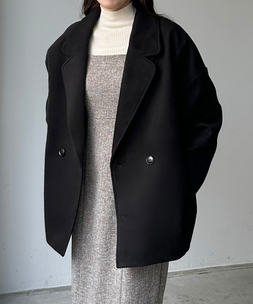 Louere(ルエレ)の「コクーンショートコート(チェスターコート・レディース・アイボリー/ダークブラウン/ブラック・LARGE/X-LARGE/MEDIUM/SMALL)」の4枚目の写真