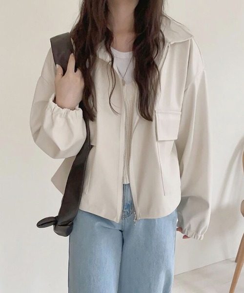 Girly Doll（ガーリードール）の「フェイクレザーブルゾン（ブルゾン・レディース・アイボリー/ブラック・S/M/L）」の2枚目の写真