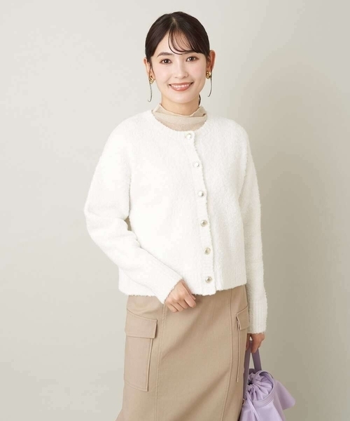 a.v.v(アーヴェヴェ)の「ブークレークルーネックカーディガン(ニット/セーター・レディース・グレー/ラベンダー/ホワイト・38/40/36/34/42)」の8枚目の写真