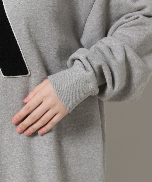 ALAND(エーランド)の「【UNISEX】ALAND/Aロゴ ブックルプルオーバー(ウラケ)2981187(スウェット・レディース・グレー/ネイビー・MEDIUM/LARGE)」の19枚目の写真