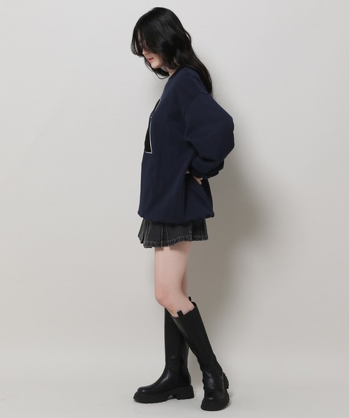 ALAND(エーランド)の「【UNISEX】ALAND/Aロゴ ブックルプルオーバー(ウラケ)2981187(スウェット・レディース・グレー/ネイビー・MEDIUM/LARGE)」の6枚目の写真