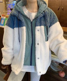 レイヤード風フード付きボアジャケット