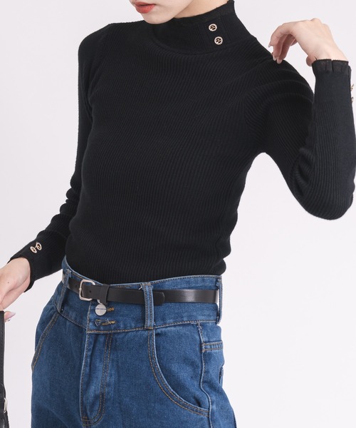 URBAN CHERRY(アーバンチェリー)の「【レディース】フリルボタンリブニットトップス(ニット/セーター・レディース・アイボリー/ブラック/ホワイト・FREE)」の7枚目の写真