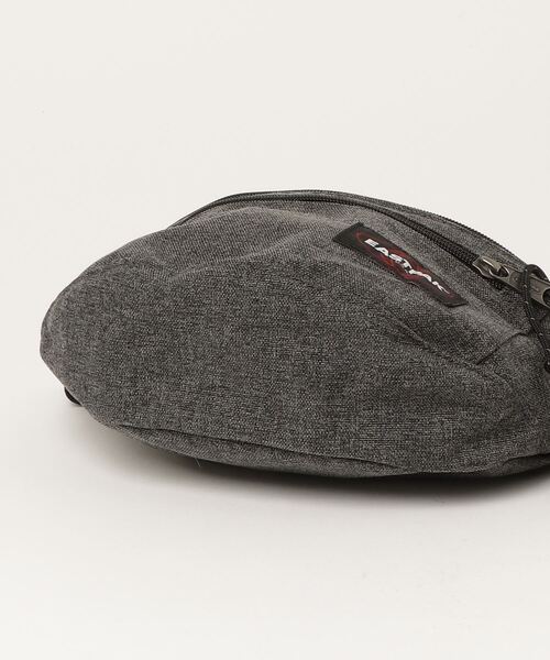 EASTPAK（イーストパック ）の「『EASTPAK』BUNDY S（ボディバッグ/ウエストポーチ・レディース・杢グレー/ブラック・FREE）」の5枚目の写真