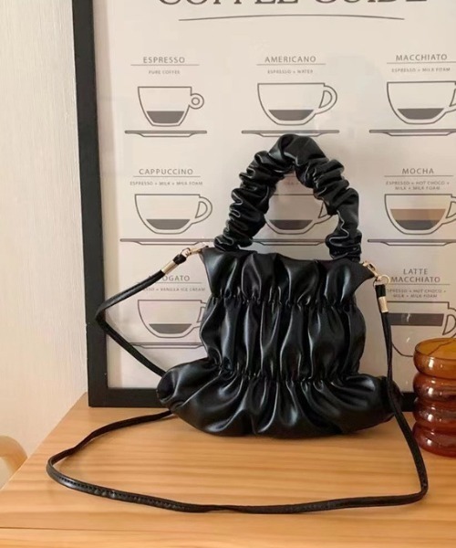 LAC-VERT（ラック・ヴェール）の「シャーリングPU 2WAYハンドバッグ（ショルダーバッグ・レディース・ホワイト/ブラック/シルバー/ピンク・FREE）」の10枚目の写真