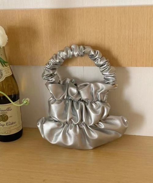 LAC-VERT（ラック・ヴェール）の「シャーリングPU 2WAYハンドバッグ（ショルダーバッグ・レディース・ホワイト/ブラック/シルバー/ピンク・FREE）」の17枚目の写真