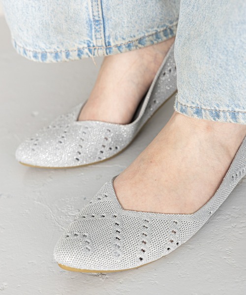 GLOBAL WORK（グローバルワーク）の「らくっション洗えるフィットパンプス/991727（パンプス・レディース・ホワイト×ブラック/アイボリー/シルバー/ブラック/グレー/ゴールド/ホワイト系その他/ブラック系その他・SMALL/MEDIUM/LARGE/X-LARGE）」の8枚目の写真