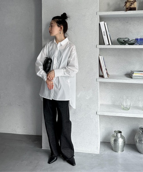 feepur（フェピュール）の「タイプライターBIGシャツ（シャツ/ブラウス・レディース・ブルー/オフホワイト・MEDIUM）」の18枚目の写真