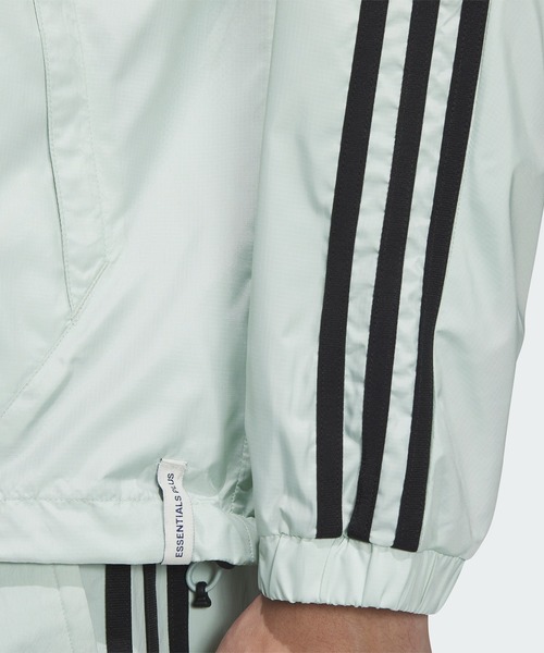 adidas(アディダス)の「エッセンシャルズプラス 3ストライプ ウィンドブレーカージャケット/ アディダス adidas(ナイロンジャケット・メンズ・グレー/ネイビー/グリーン/ブラック/ブルー・X-LARGE/SMALL/MEDIUM/LARGE/3XL/XX-LARGE)」の16枚目の写真