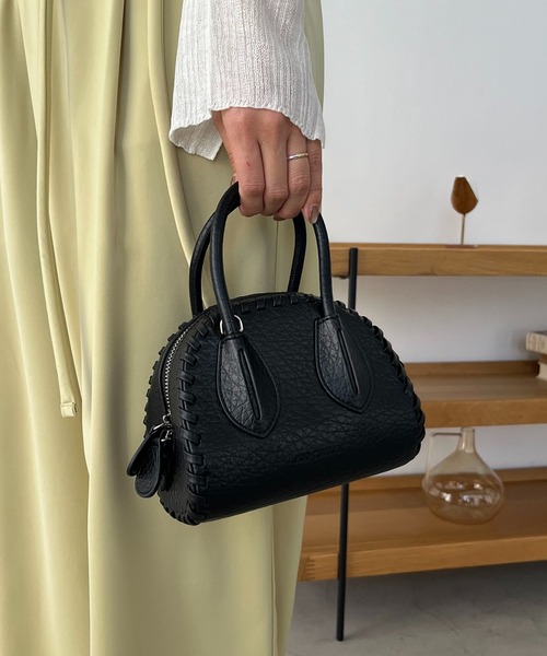 ADD CULUMN(アドカラム)の「〈ADD CULUMN/アドカラム〉TURN BOSTONバッグ(ハンドバッグ・レディース・ベージュ/ブラック・FREE)」の8枚目の写真