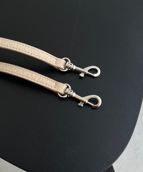 ADD CULUMN(アドカラム)の「〈ADD CULUMN/アドカラム〉TURN BOSTONバッグ(ハンドバッグ・レディース・ベージュ/ブラック・FREE)」の7枚目の写真