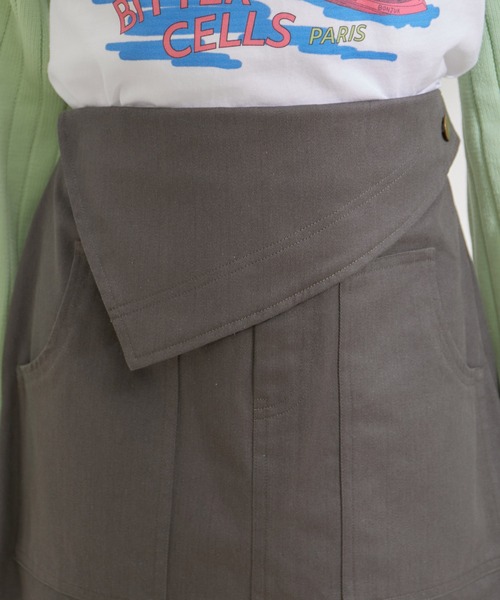 VIS（ビス）の「フラップ付き台形ミニスカート（スカート・レディース・イエロー系その他4/チャコールグレー・S/M）」の6枚目の写真