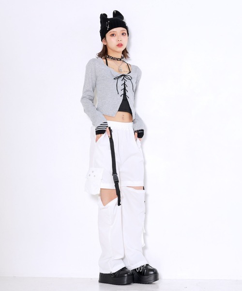Diable baiser(ディアブルベーゼ)の「ホルターインナー付レースアップ長袖トップスセット(Tシャツ/カットソー・レディース・グレー・LL/LARGE/MEDIUM/SMALL)」の5枚目の写真