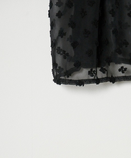 AO2(アオズ)の「▲Tulle Tiered Camisole / チュールティアードキャミソール ビスチェ(ベスト・レディース・ブラック/ホワイト・FREE)」の15枚目の写真