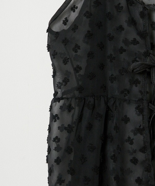 AO2(アオズ)の「▲Tulle Tiered Camisole / チュールティアードキャミソール ビスチェ(ベスト・レディース・ブラック/ホワイト・FREE)」の14枚目の写真