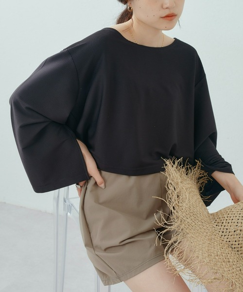 CIAOPANIC TYPY(チャオパニックティピー)の「ワイドリブクロップドラッシュガード(ラッシュガード・レディース・ブラック/カーキ/アイボリー・MEDIUM/LARGE)」の1枚目の写真