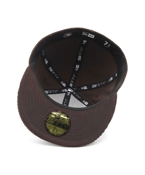 NEW ERA（ニューエラ）の「ニューエラキャップ 59FIFTY MLB コーデュロイ（キャップ・メンズ・ブラック/ネイビー/ベージュ/ブラウン・7 1/4/7 3/8/7 1/2/7 5/8/7 3/4）」の9枚目の写真