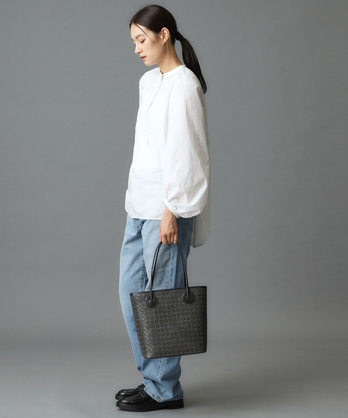 HIROKO HAYASHI(ヒロコハヤシ)の「GIRASOLE(ジラソーレ)トートバッグM(トートバッグ・レディース・ネイビー/ブラック系/ゴールド系/シルバー/ゴールド系3・00)」の2枚目の写真