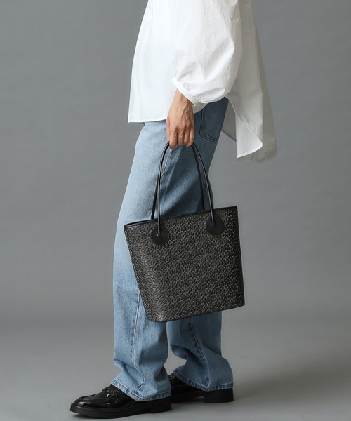 HIROKO HAYASHI(ヒロコハヤシ)の「GIRASOLE(ジラソーレ)トートバッグM(トートバッグ・レディース・ネイビー/ブラック系/ゴールド系/シルバー/ゴールド系3・00)」の18枚目の写真