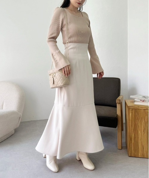 one after another NICE CLAUP（ワンアフターアナザーナイスクラップ）の「ビジューバックル付きストレッチショートブーツ（ブーツ・レディース・ブラック/アイボリー・S/M/L）」の3枚目の写真