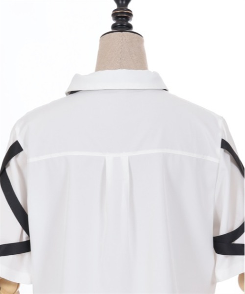 axes femme POETIQUE（アクシーズファムポエティック）の「レースアップデザインシャツ（シャツ/ブラウス・レディース・ホワイト/グレー/ブラック・MEDIUM）」の13枚目の写真