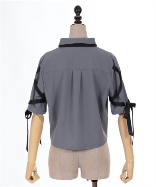 axes femme POETIQUE（アクシーズファムポエティック）の「レースアップデザインシャツ（シャツ/ブラウス・レディース・ホワイト/グレー/ブラック・MEDIUM）」の17枚目の写真